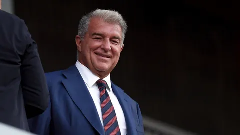 爱德华兹缺席，森林狼集体发力，绿军第四节崩盘解析